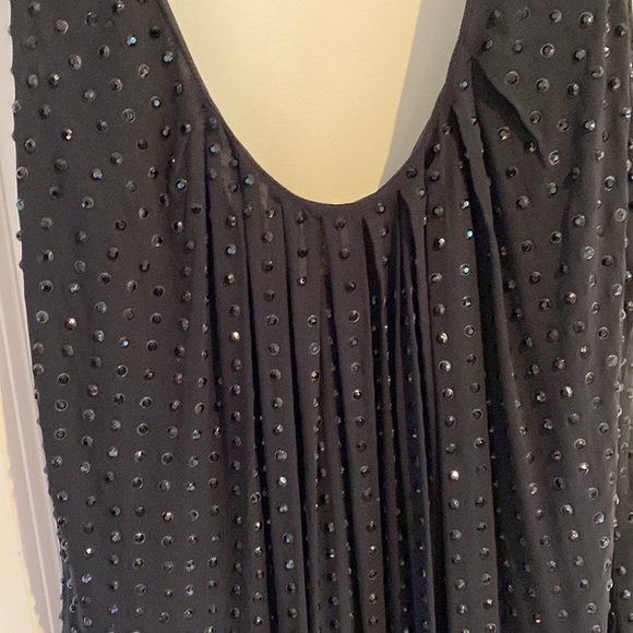 Dress - Picture 4 of 6